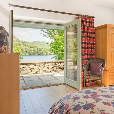 Ferienhaus Tanglewood, Stunning Lakeside On Coniston Water