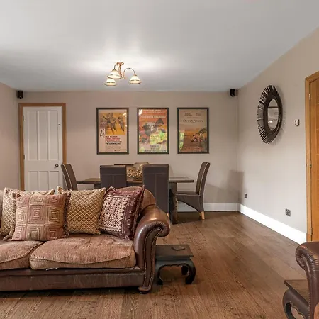Tanglewood, Stunning Lakeside On Coniston Water Ferienhaus High Nibthwaite
