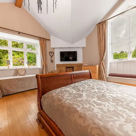 Ferienhaus Tanglewood, Stunning Lakeside On Coniston Water High Nibthwaite