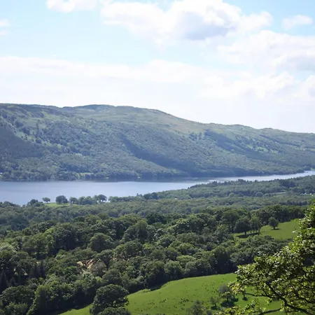 Ferienhaus Tanglewood, Stunning Lakeside On Coniston Water *