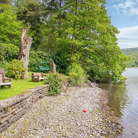 Tanglewood, Stunning Lakeside On Coniston Water * High Nibthwaite