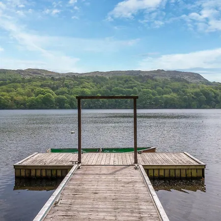 Tanglewood, Stunning Lakeside On Coniston Water بيت للعطل