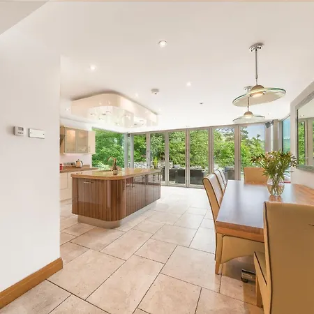 Tanglewood, Stunning Lakeside On Coniston Water High Nibthwaite